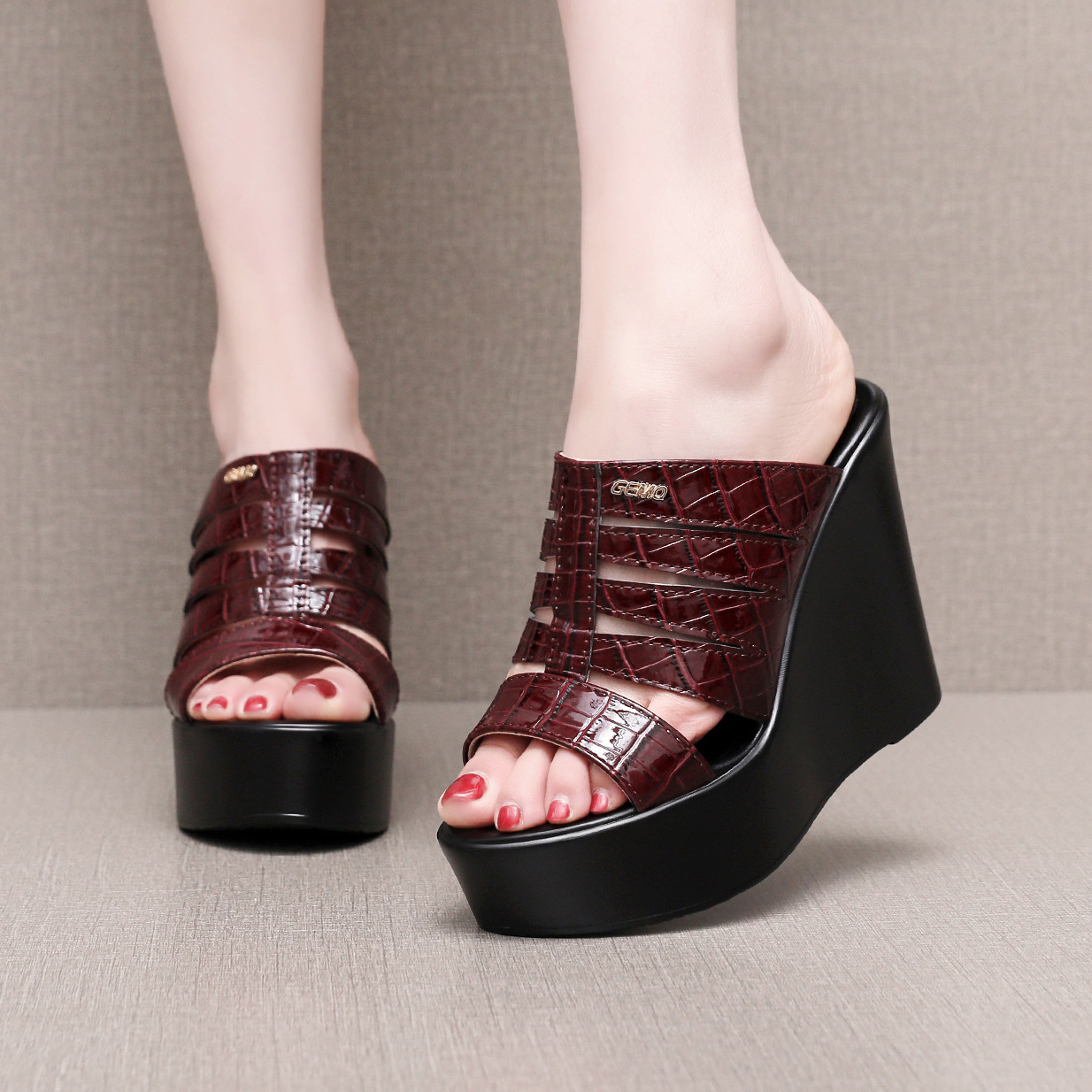 Street Fashion Clothing - Sandal kulit musim panas berkualitas tinggi