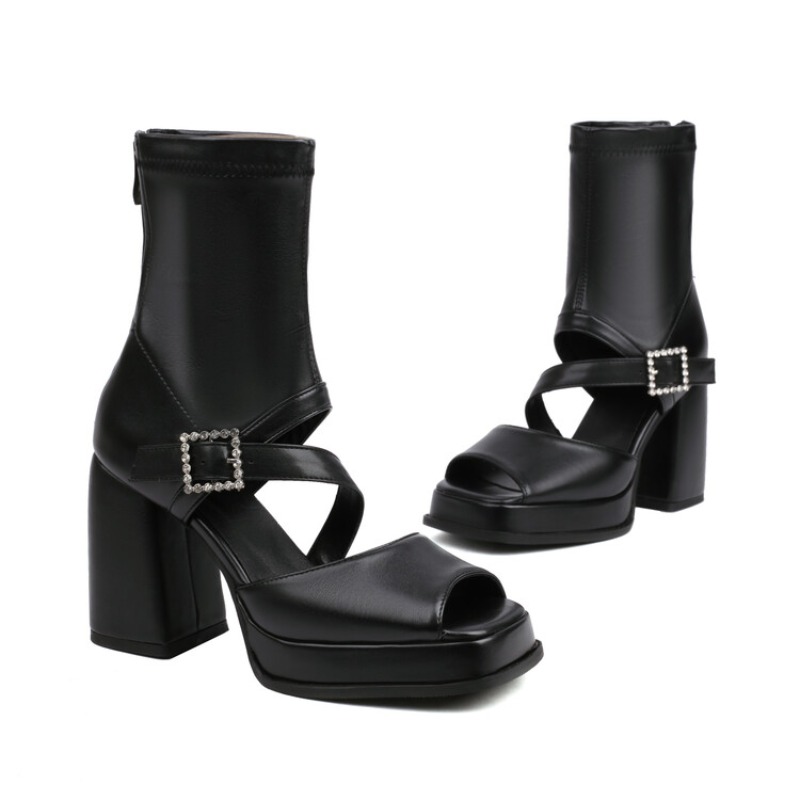 Sandal Gladiator Wanita Desain - Street Fashion Female ulasan dan harga