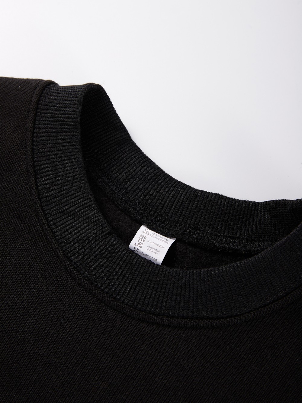 Sweater Lembut Bermotif Huruf  - Street Fashion Nyc ulasan dan harga