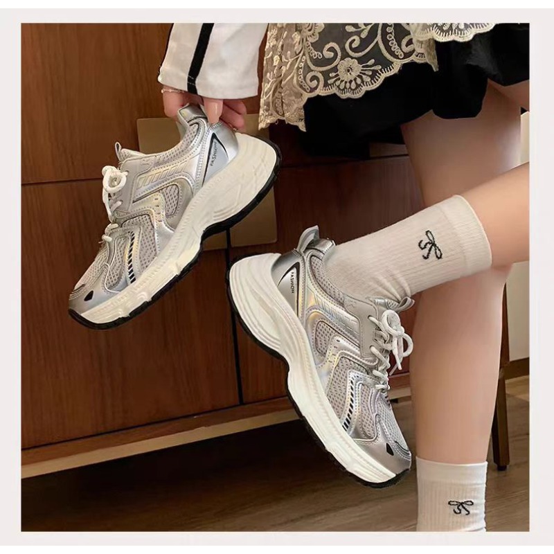 Sepatu Sneakers Wanita Musim S - Street Fashion Female ulasan dan harga