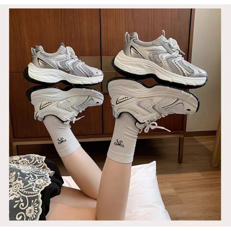 Sepatu Sneakers Wanita Musim S - Street Fashion Female ulasan dan harga